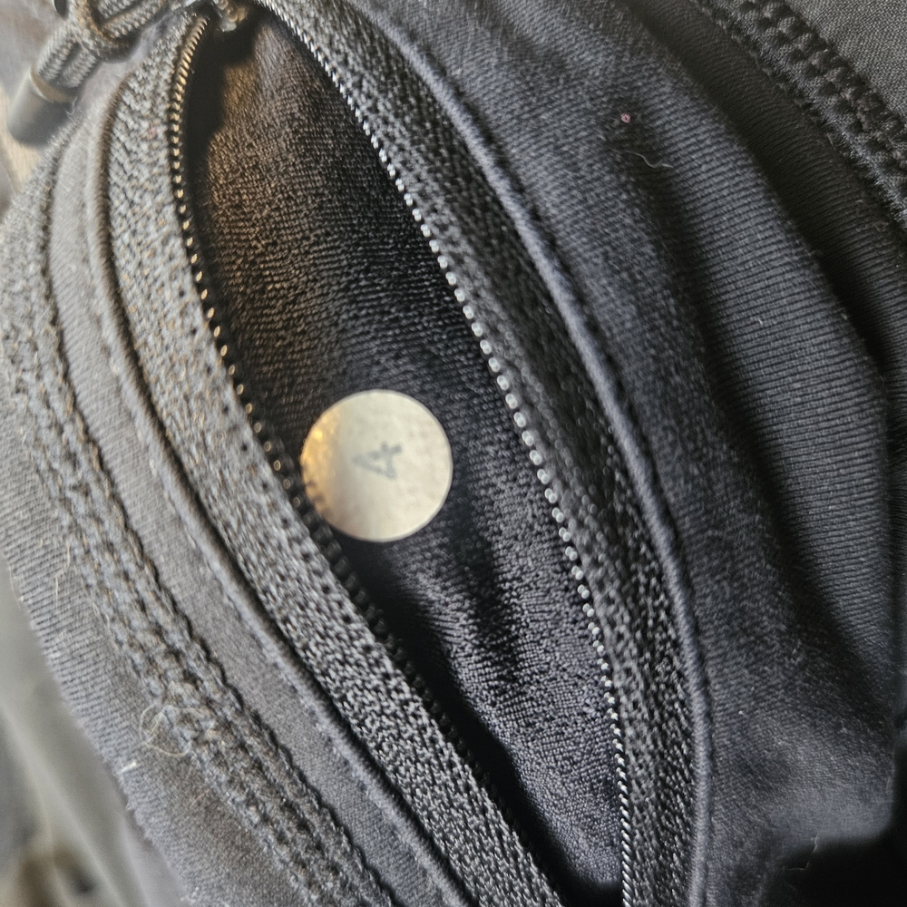 lululemon athletica Black Athletic Shorts - Picture 3 of 3